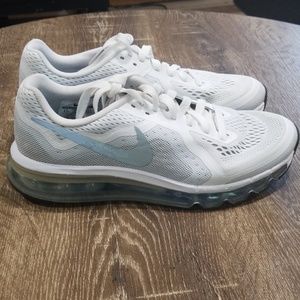 Nike Women's Air Max Motion 2 Shoe BlackRose GoldThunder Grey Size 7.5 M US Nike Women's Air Max Motion 2 Shoe BlackRose GoldThunder Grey Size 7.5 M US